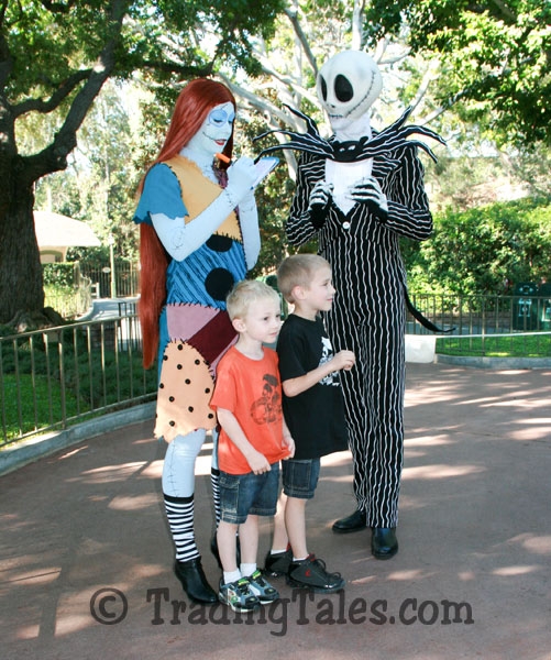 /Info_Pages/I__31-6242013112429PM__8-Jack-Skellington-Disneyland.jpg