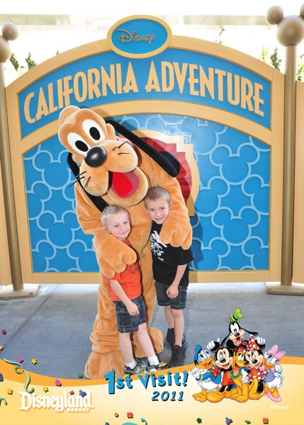 /Info_Pages/I__31-6242013112526PM__17-Pluto-Disneyland.jpg