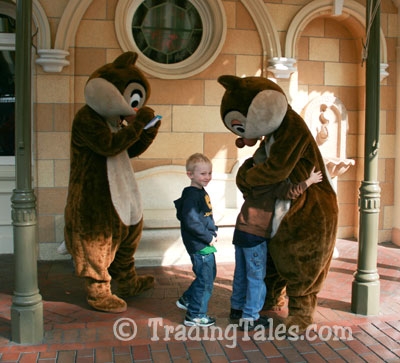 /Info_Pages/I__32-626201360322PM__1-Magic-Kingdom-Chip-n-Dale.jpg